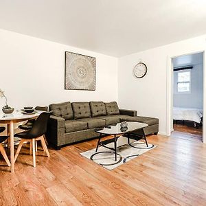 Appartement à 2 Chambres à Coucher