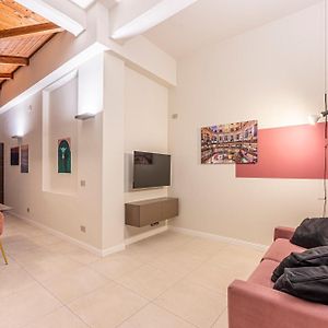 Appartement de Luxe à 1 Chambre à Coucher