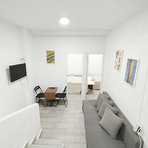 Appartement à 2 Chambres à Coucher