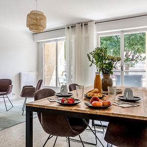 Appartement à 2 Chambres à Coucher
