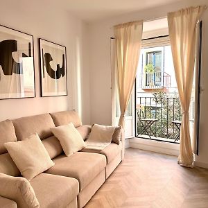 Appartement à 2 Chambres à Coucher