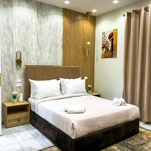 Tahrir Residence