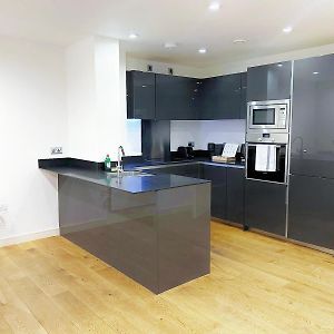 Appartement à 2 Chambres à Coucher
