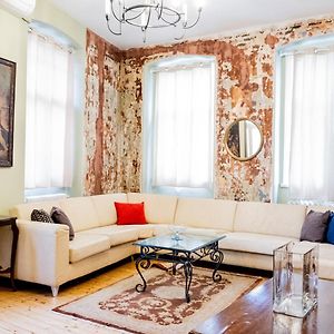 Appartement de Luxe à 3 Chambres à Coucher