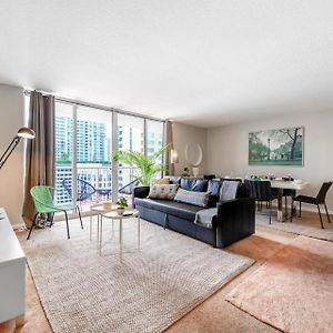 Prime Brickell Condo With Stunning Views
