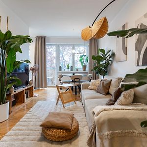 Appartement à 2 Chambres à Coucher
