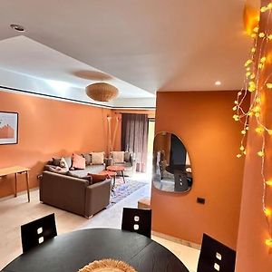 Appartement à 2 Chambres à Coucher