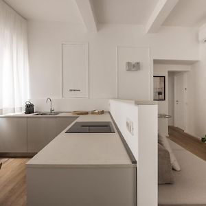 Appartement de Luxe à 2 Chambres à Coucher