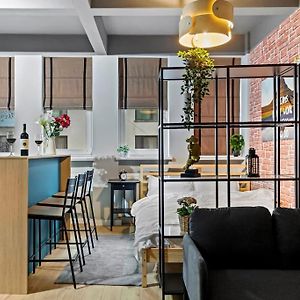 Old Town Cozy Room 322