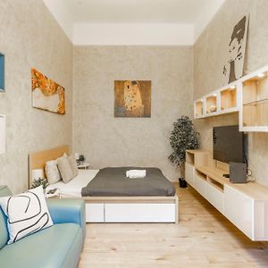 Appartement de Luxe à 2 Chambres à Coucher
