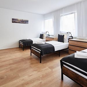 Appartement à 2 Chambres à Coucher