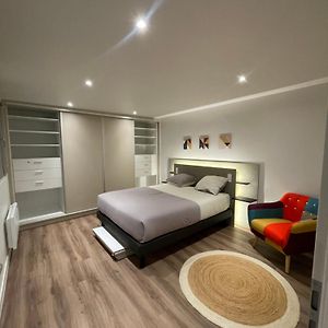Appartement de Luxe à 5 Chambres à Coucher