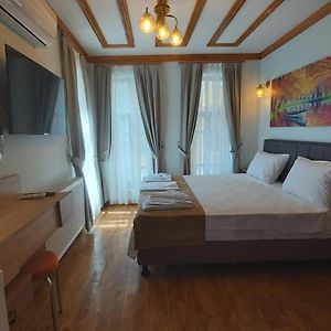 Fevzi Pasa Suite & Hotel