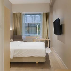 Chambre Standarde Lit Queen-Size