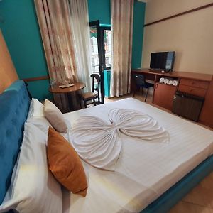 My Rooms Hotel