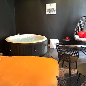 Love Room