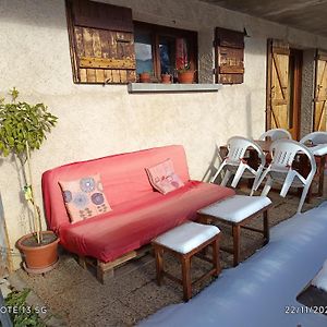 Studio sympa avec terrasse , maxi 4 pers.Briançon