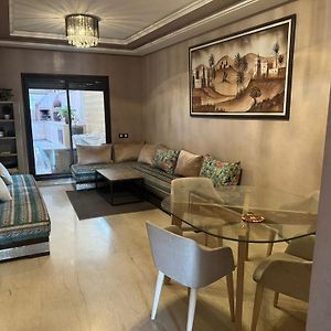 Gueliz, Appartement Avec Terrasse ,