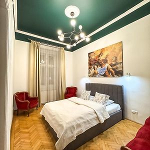 Appartement à 2 Chambres à Coucher