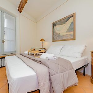 Appartement de Luxe à 2 Chambres à Coucher