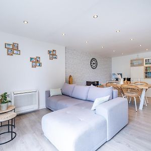 Appartement à 2 Chambres à Coucher