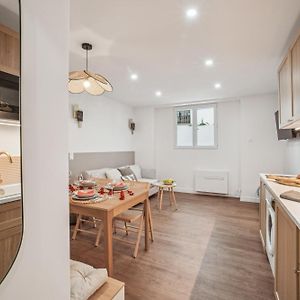 Appartement à 2 Chambres à Coucher
