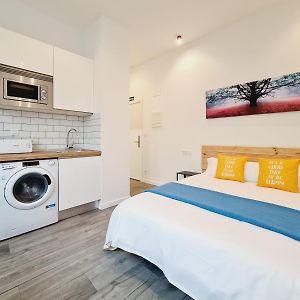 Bilbao Rooms & Kitchen Irala