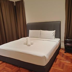 Appartement à 2 Chambres à Coucher