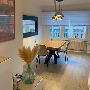 Appartement à 3 Chambres à Coucher