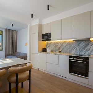 Appartement à 2 Chambres à Coucher
