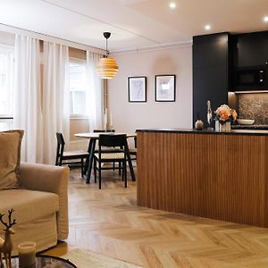 Appartement à 2 Chambres à Coucher