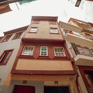 Vintage Flat By Hosty