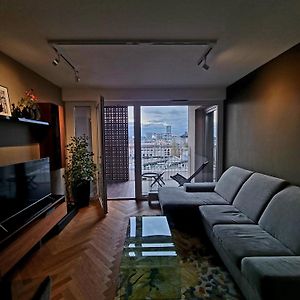 City View Apartment Free Parking