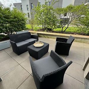 Appartement Spacieux Avec Terrasse