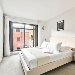 Appartement à 2 Chambres à Coucher