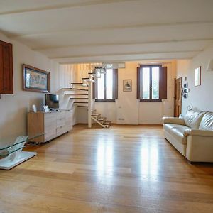 Ampio Bilocale Centralissimo, Firenze