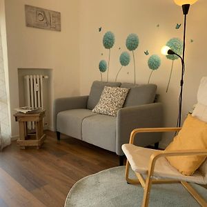 Appartement à 2 Chambres à Coucher