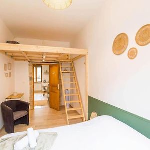 Appartement à 2 Chambres à Coucher