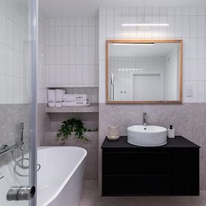 Appartement de Luxe à 1 Chambre à Coucher