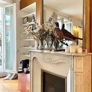 Parishome! Double Balcony, Art & Designer Touches