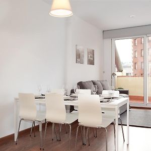 Appartement à 3 Chambres à Coucher