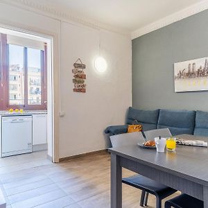Appartement à 3 Chambres à Coucher