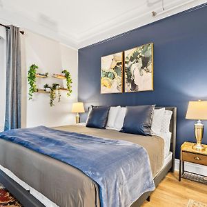 Appartement à 2 Chambres à Coucher