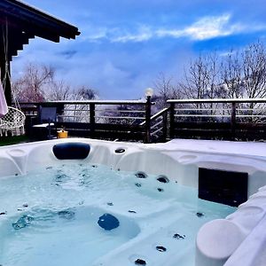 Private Bathroom King Room