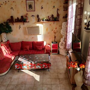 Appartement à 3 Chambres à Coucher