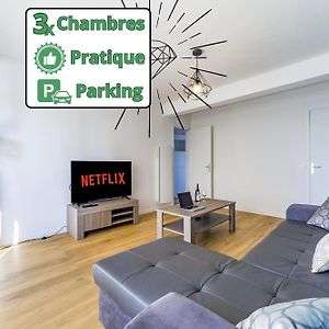 Appartement à 3 Chambres à Coucher