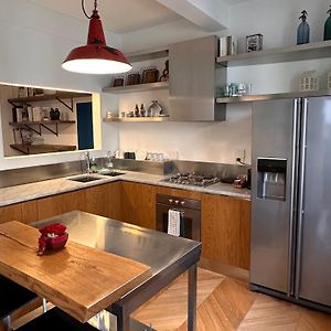 Flora Apartment