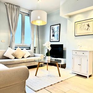 Appartement à 2 Chambres à Coucher