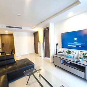 Appartement à 2 Chambres à Coucher