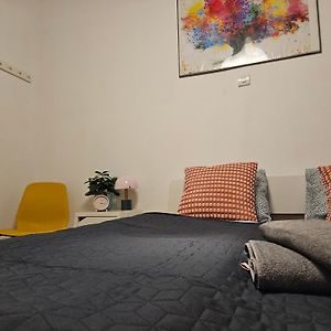 Downtown Gem Rooms